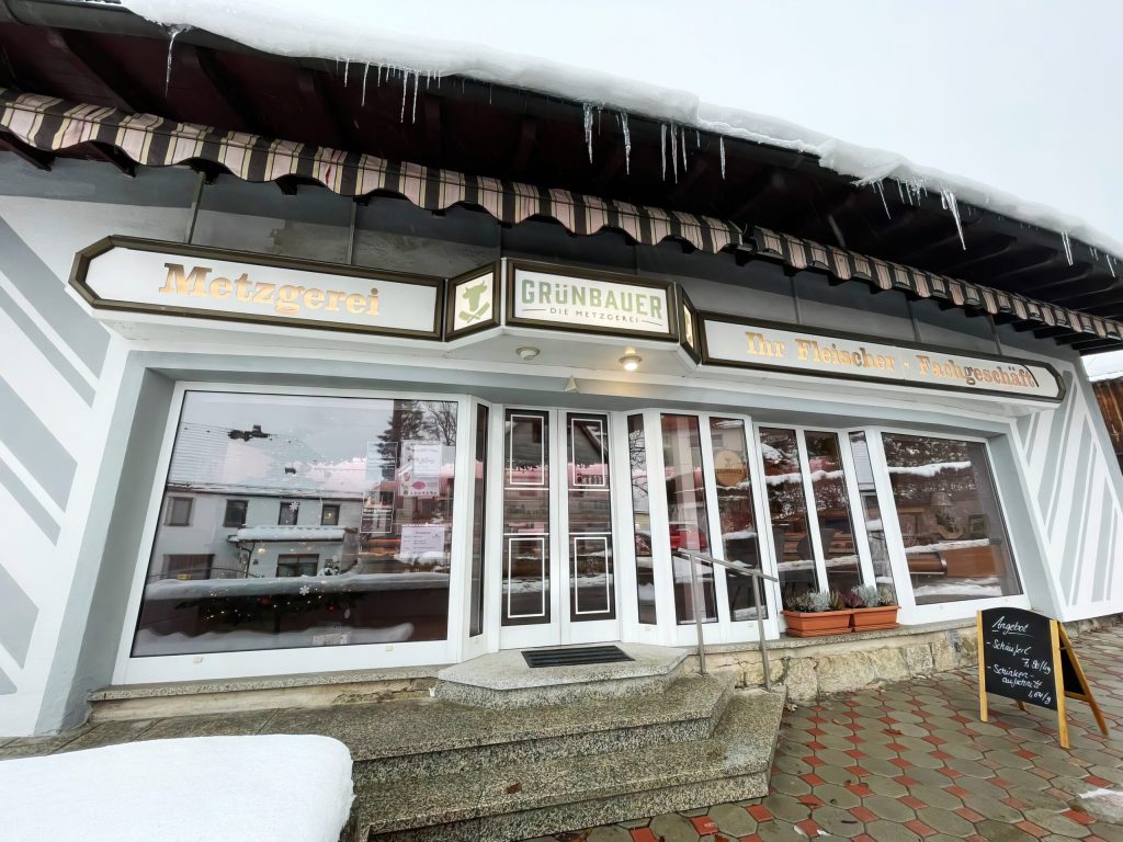 gruenbauer-friedenfels-scaled-low_res-scale-2_00x